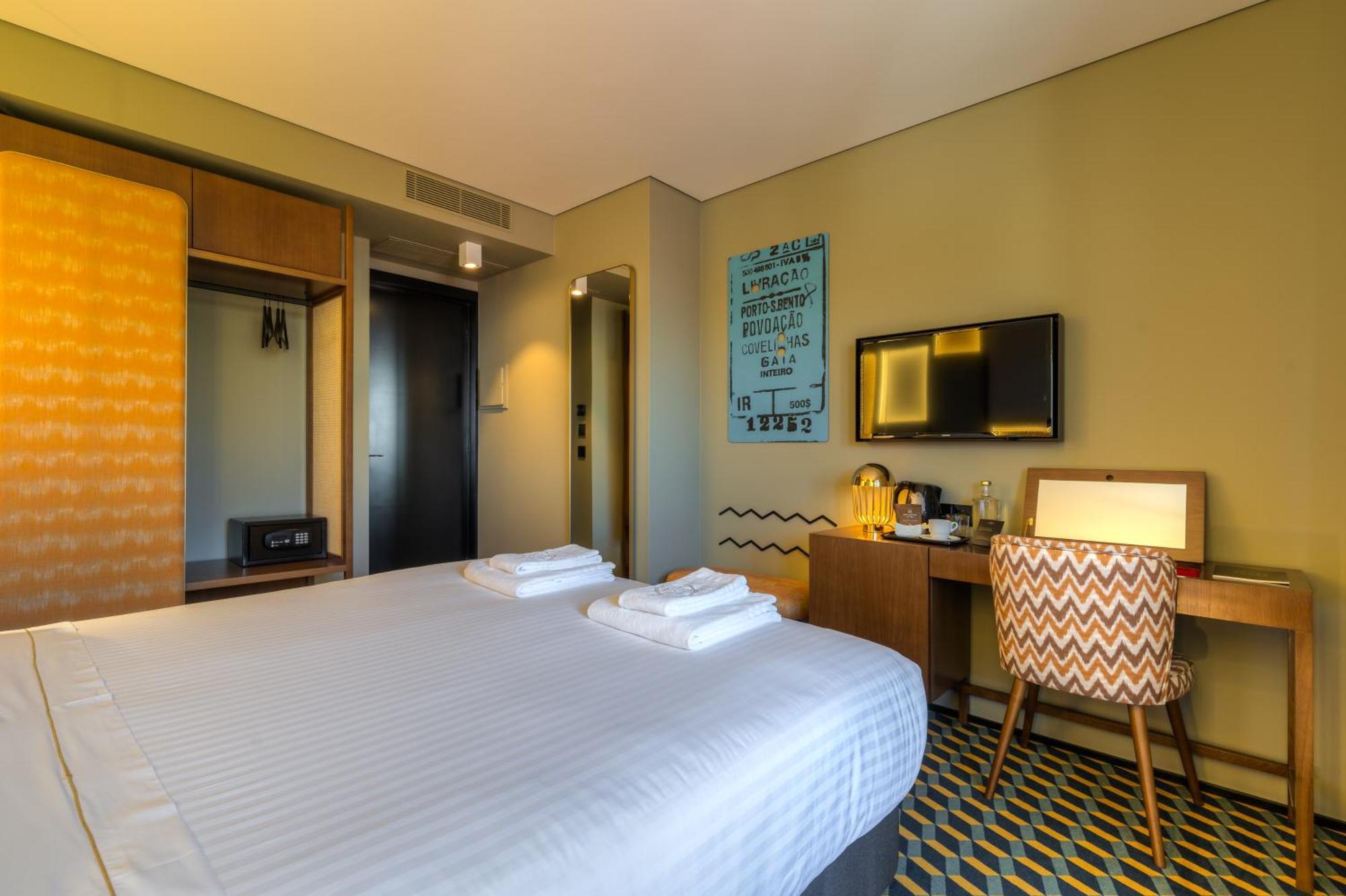 Métier Boutique Hotel OOporto Chambre photo